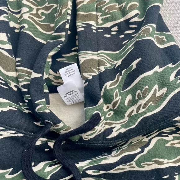 Independent Trading Co. Tiger Camo Hoodie - Picture 4 of 7